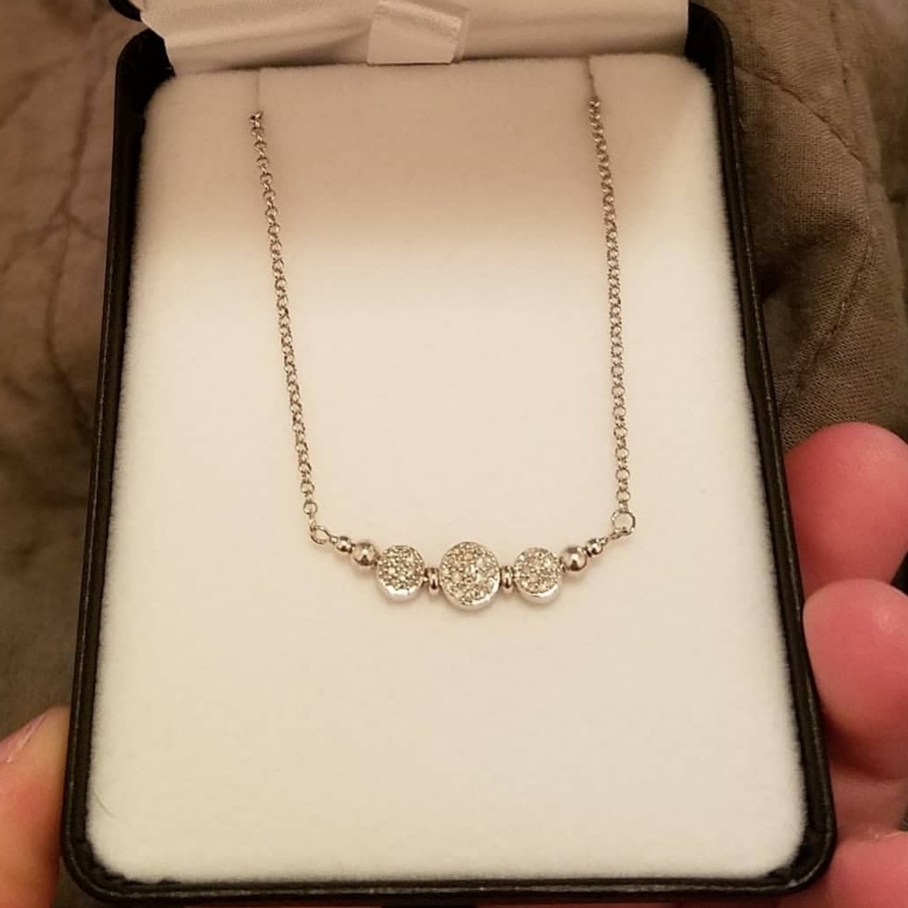 Genuine diamond necklace